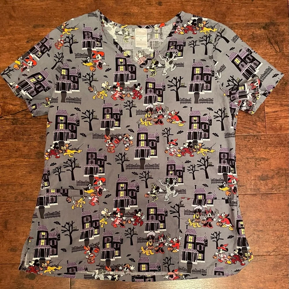 Scrub top - Picture 1 of 3